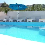 Laguna With Pool Apartamento Ražanj