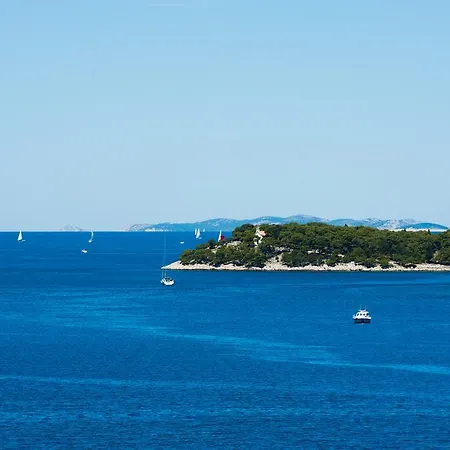 Laguna With Pool * Razanj