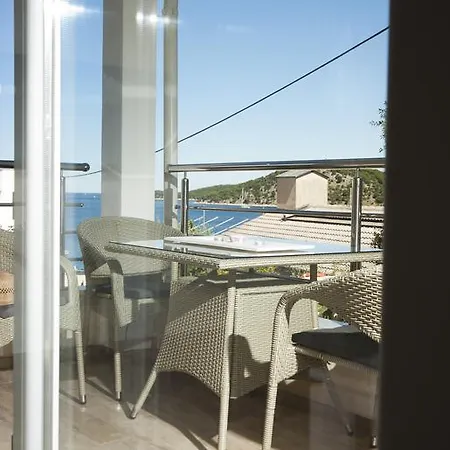 Laguna With Pool Apartment *
