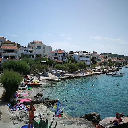Laguna * Ražanj