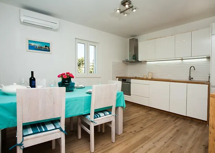 Apartament Laguna With Pool Ražanj