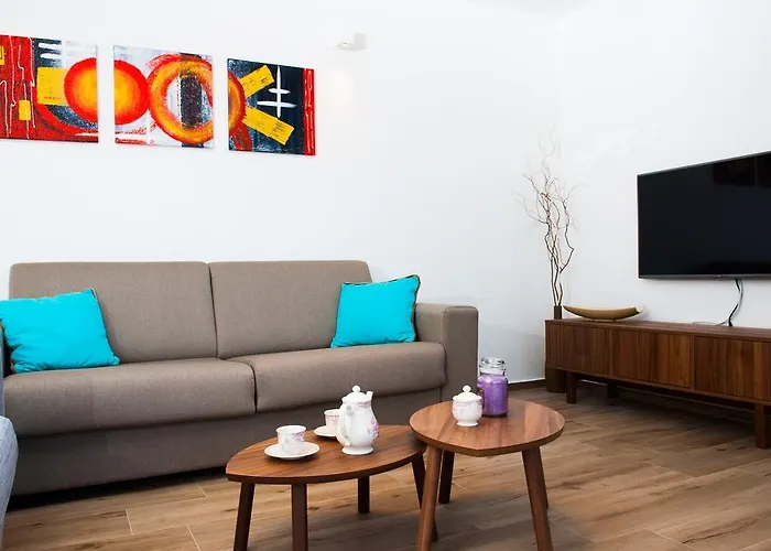 Laguna With Pool * Ražanj