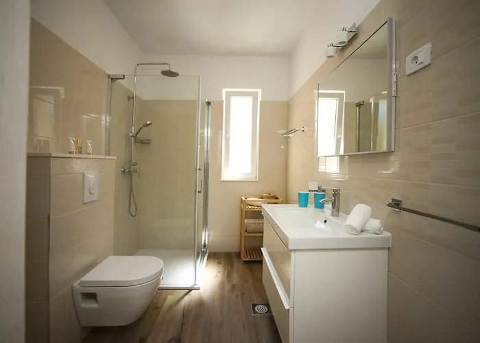 Laguna With Pool Apartament *