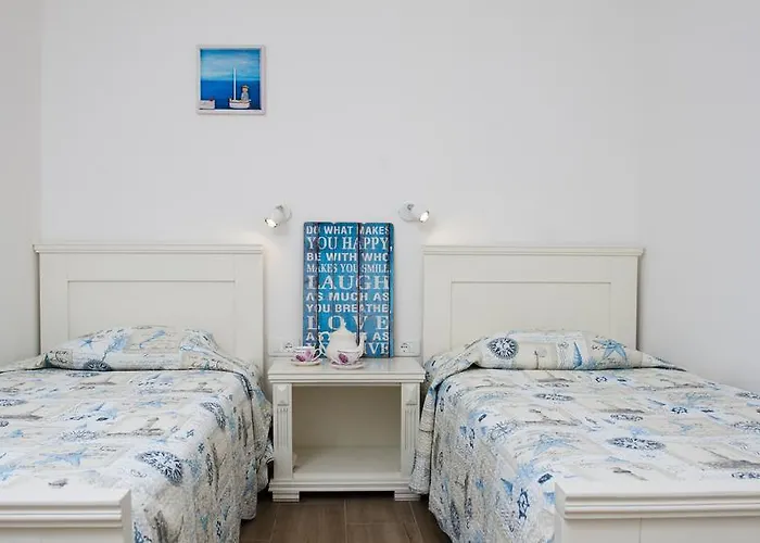 Laguna With Pool * Ražanj