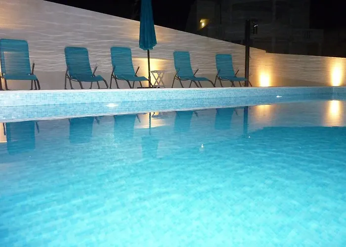 Apartament Laguna With Pool Ražanj